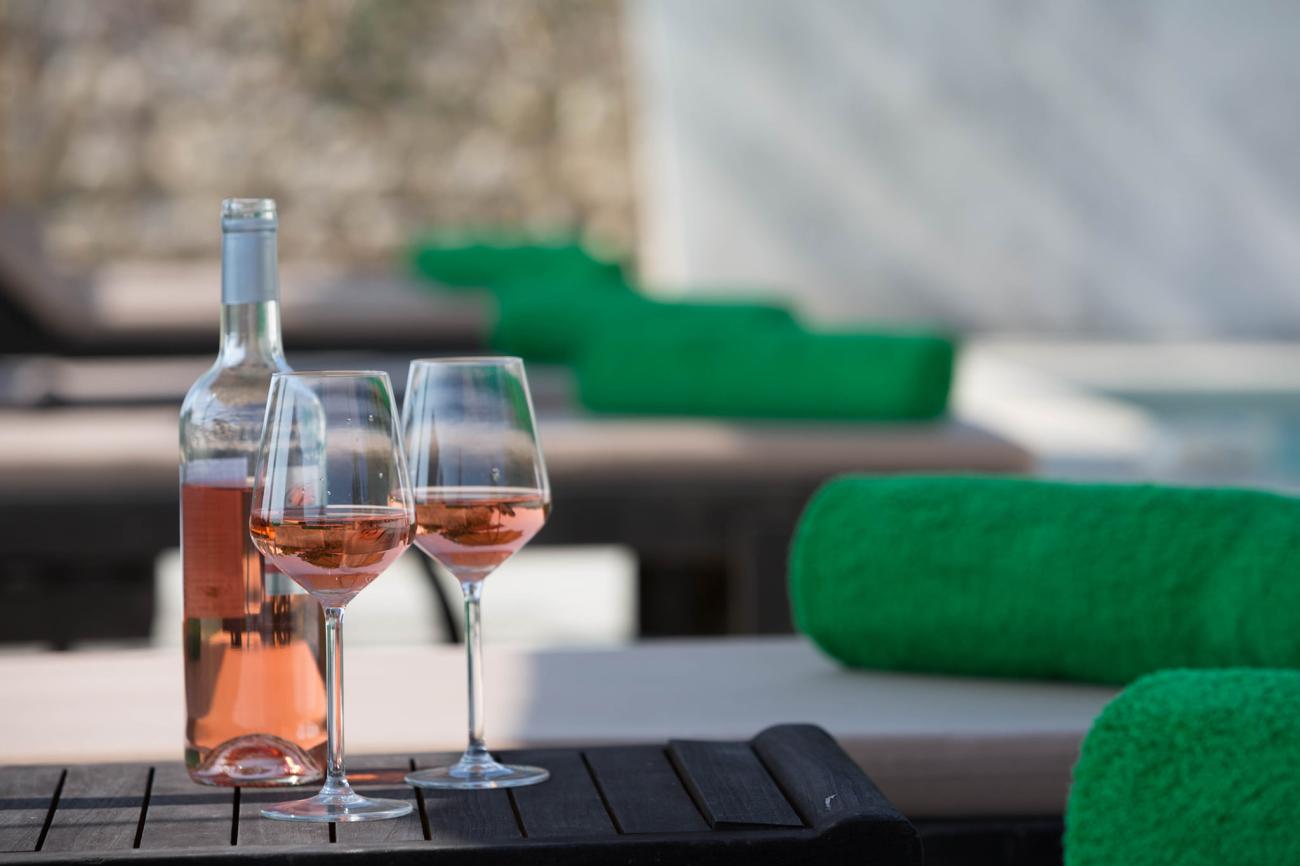 velkommen til slottsyoga i Sør-Frankrike